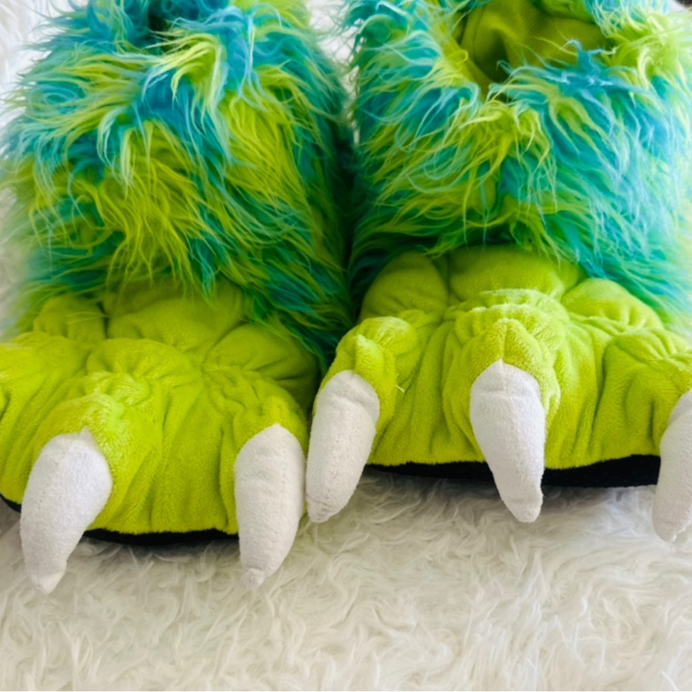 Green Monster Claw Slippers - Size XL